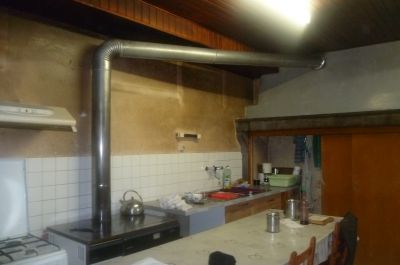 Rafraîchissement d’une cuisine de ferme Rafraîchissement d’une cuisine de ferme