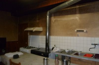 Rafraîchissement d’une cuisine de ferme Rafraîchissement d’une cuisine de ferme