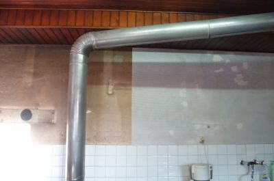 Rafraîchissement d’une cuisine de ferme Rafraîchissement d’une cuisine de ferme